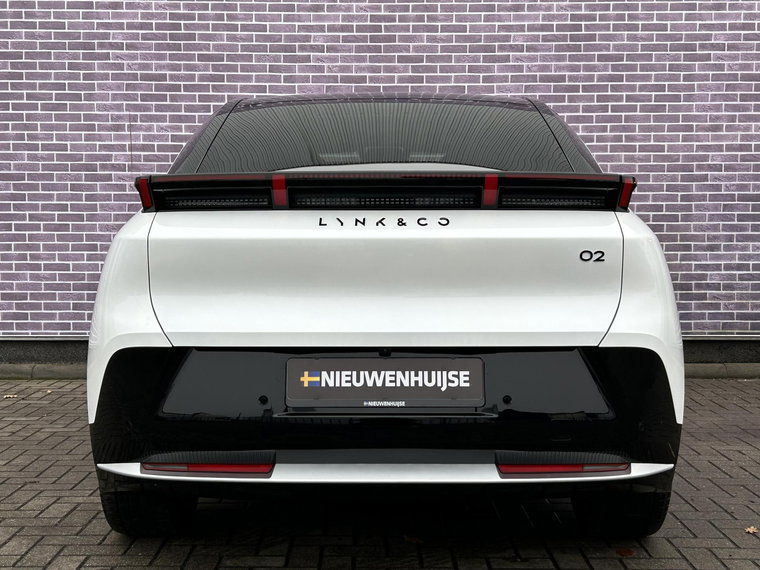 Vehicle Image 26