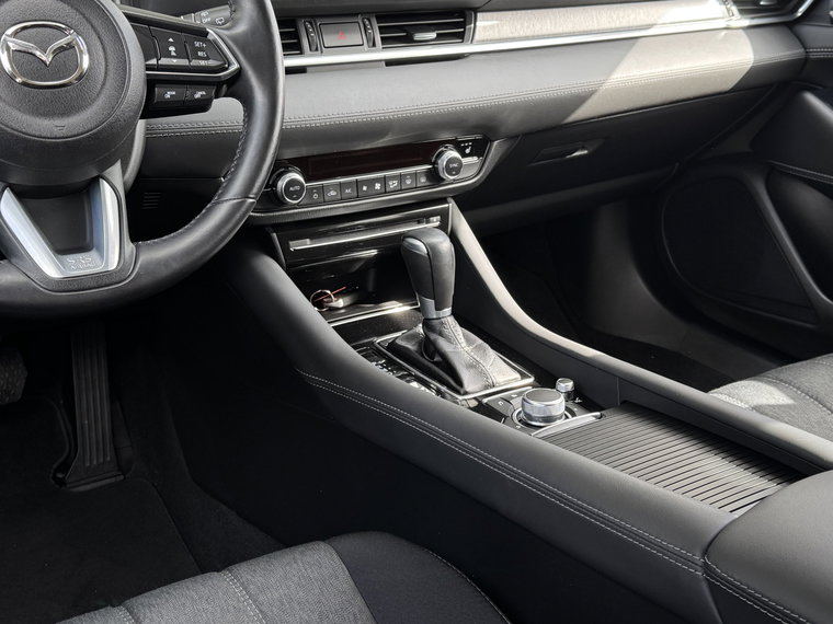 Vehicle Image 36
