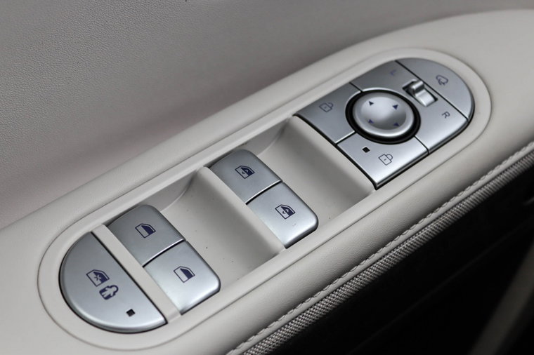 Vehicle Image 31