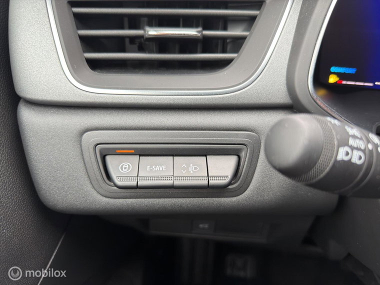 Vehicle Image 29