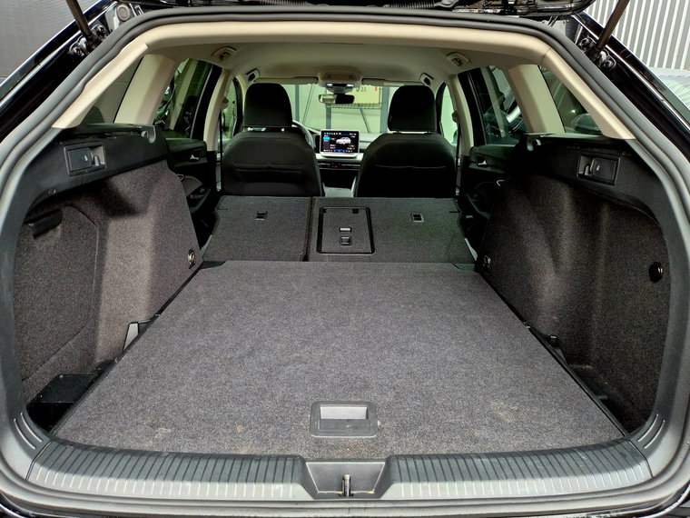 Vehicle Image 41