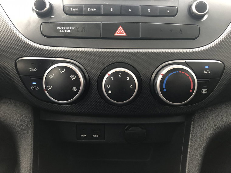 Vehicle Image 20