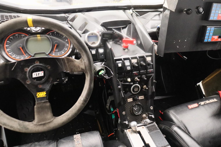 Vehicle Image 32