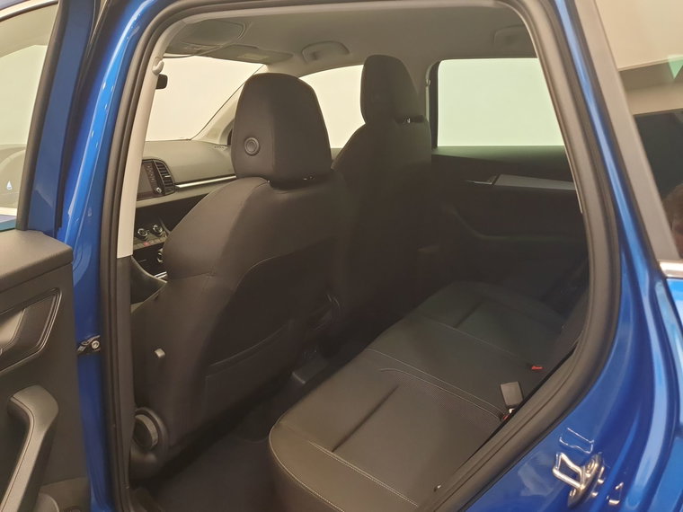 Vehicle Image 23