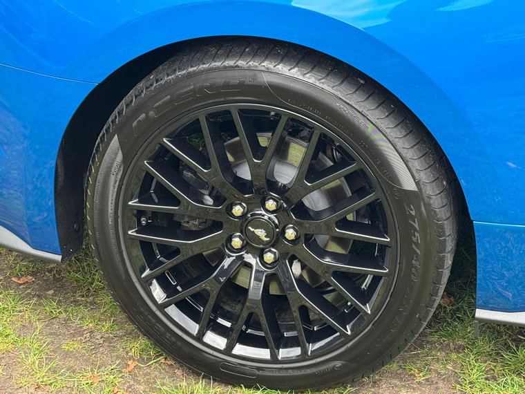 Vehicle Image 28