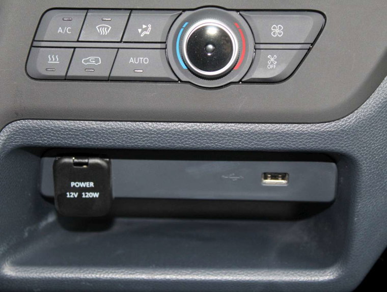 Vehicle Image 21