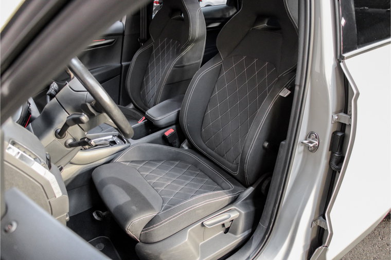 Vehicle Image 36