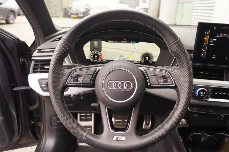Vehicle Image 15