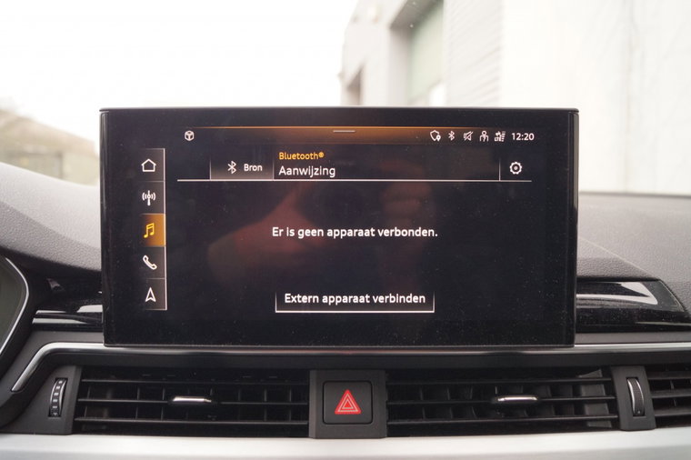 Vehicle Image 33