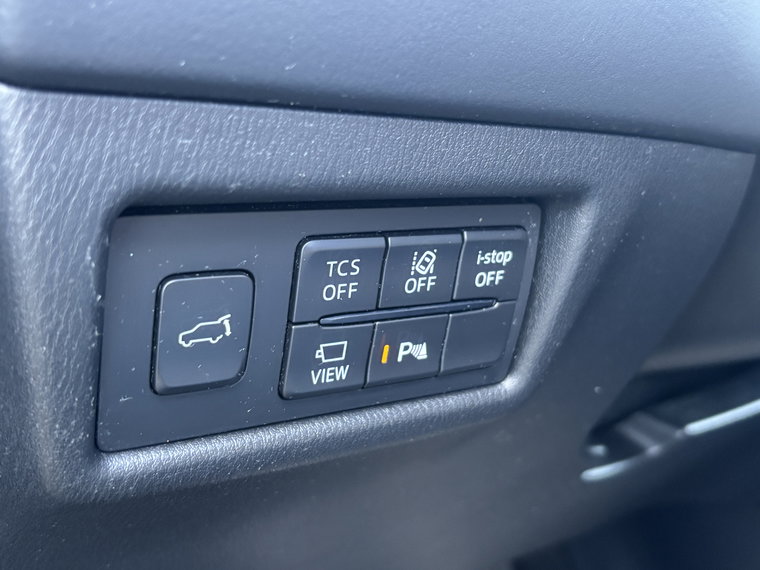Vehicle Image 23
