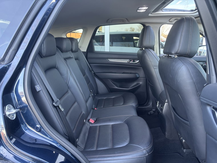Vehicle Image 31
