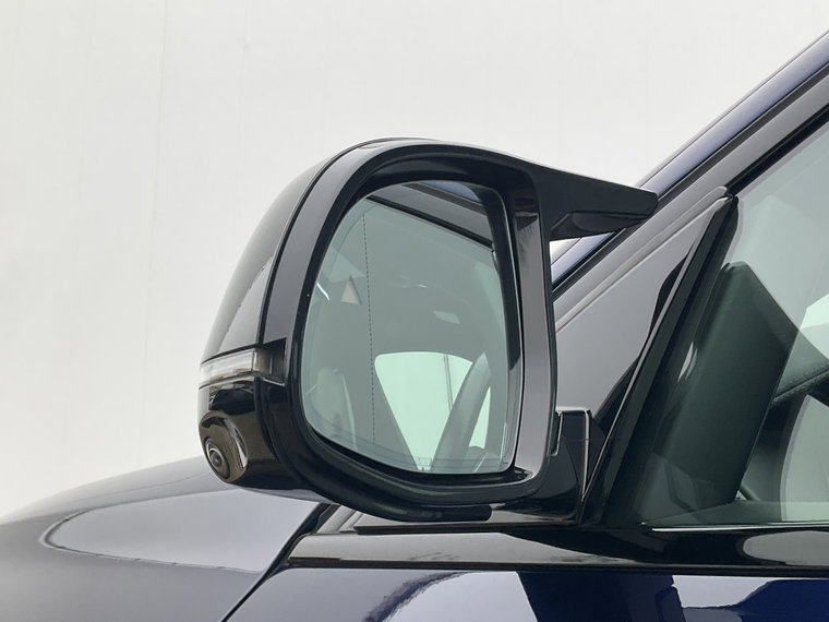 Vehicle Image 33