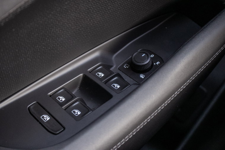 Vehicle Image 42