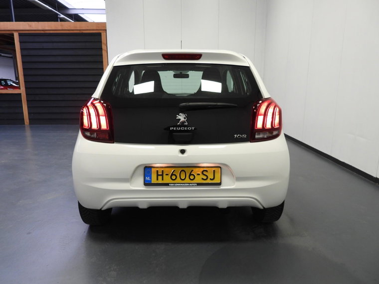 Vehicle Image 19