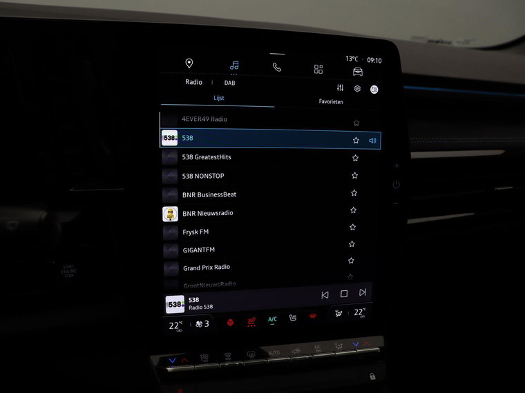 Vehicle Image 38