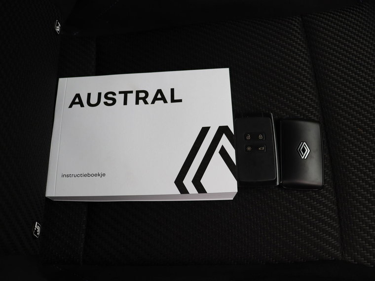 Vehicle Image 43