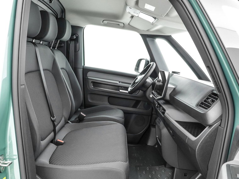 Vehicle Image 9