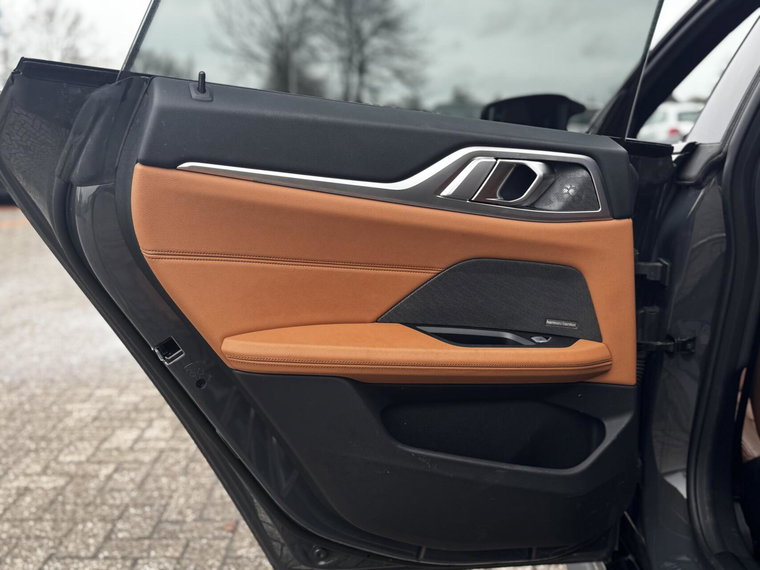 Vehicle Image 39
