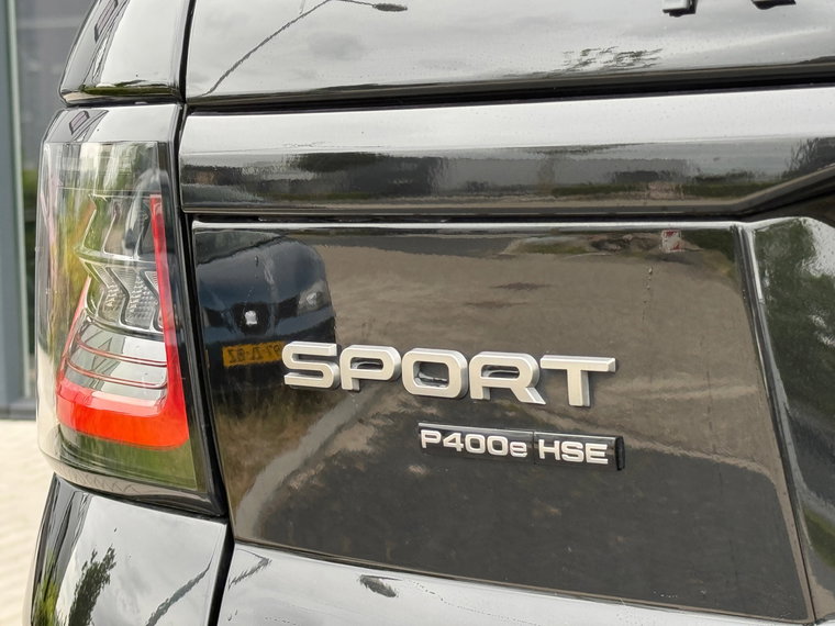 Vehicle Image 17