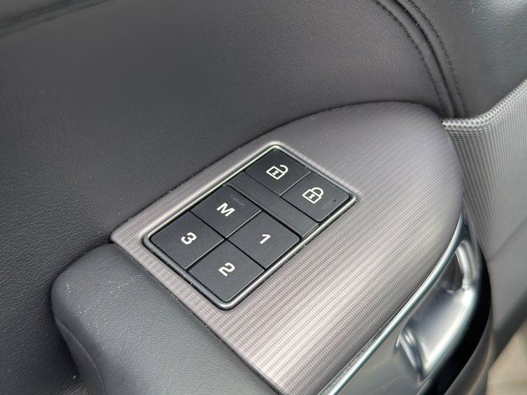 Vehicle Image 41