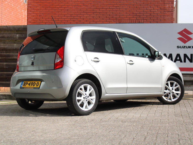 Vehicle Image 8