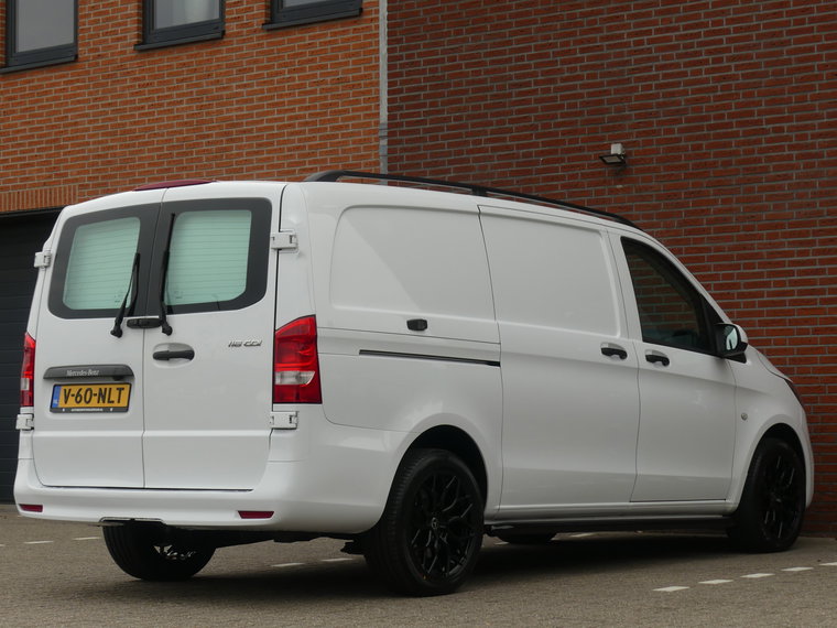 Vehicle Image 26