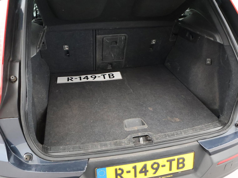 Vehicle Image 45