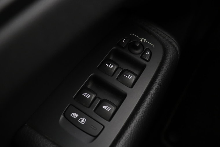 Vehicle Image 45