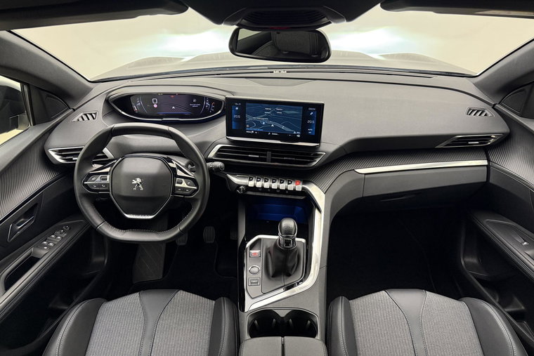 Vehicle Image 26
