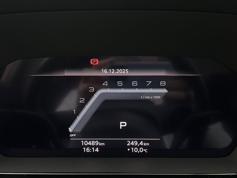 Vehicle Image 38