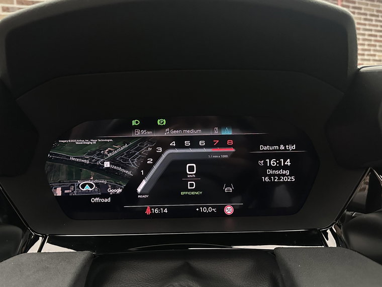 Vehicle Image 39