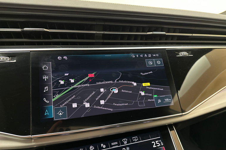Vehicle Image 30