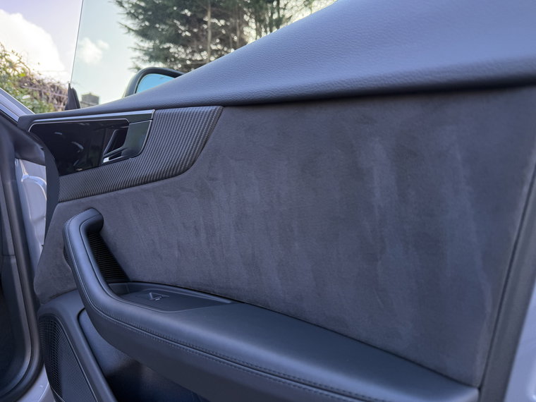 Vehicle Image 37