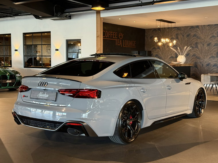 Vehicle Image 40
