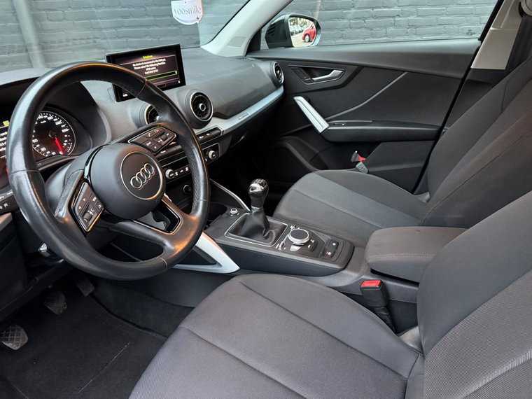 Vehicle Image 14