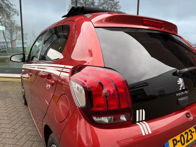 Vehicle Image 33