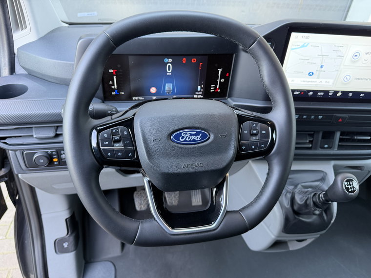 Vehicle Image 37