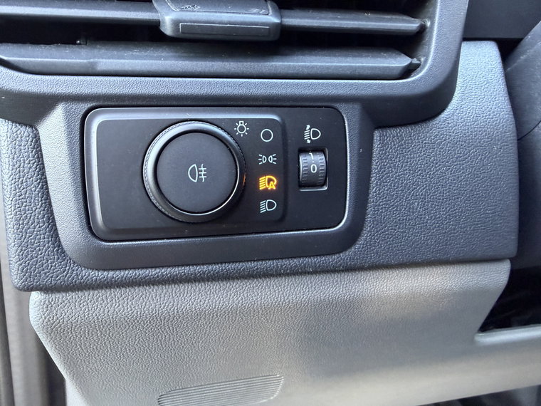Vehicle Image 45