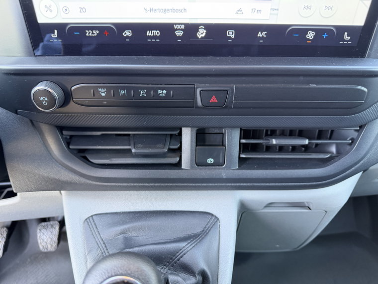 Vehicle Image 50