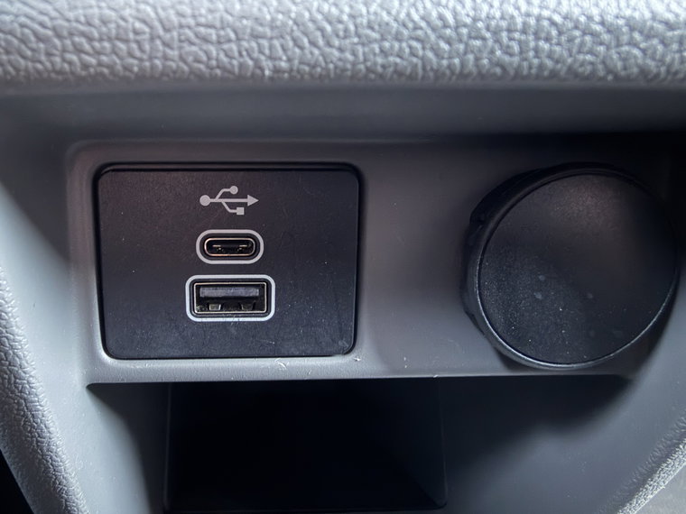 Vehicle Image 52