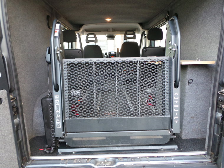 Vehicle Image 22