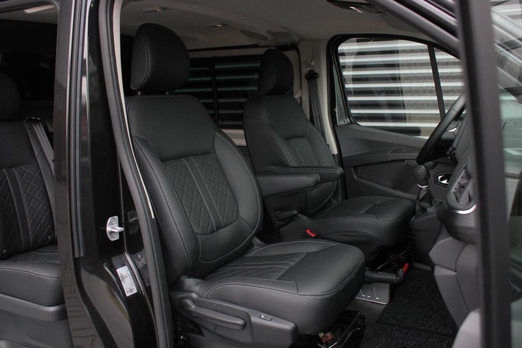 Vehicle Image 37