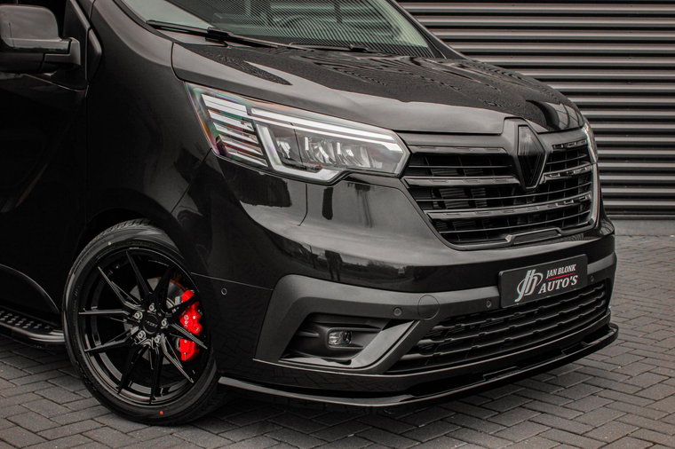 Vehicle Image 41