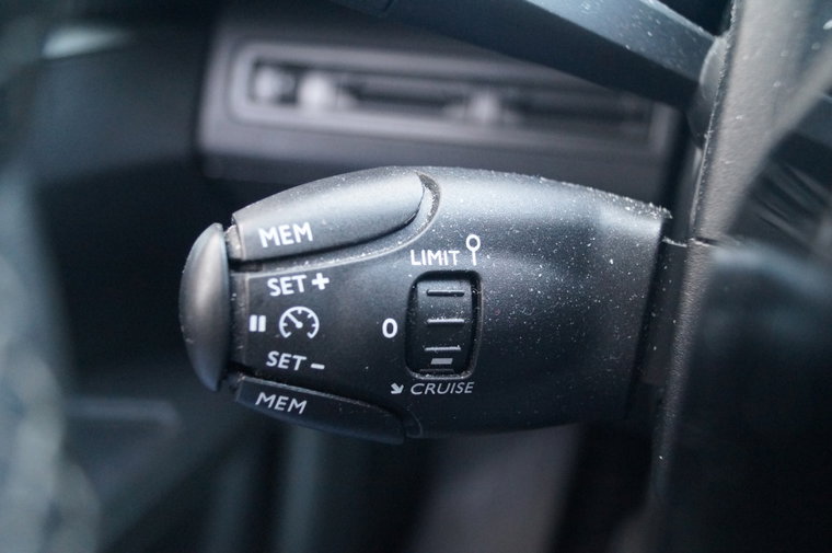 Vehicle Image 26