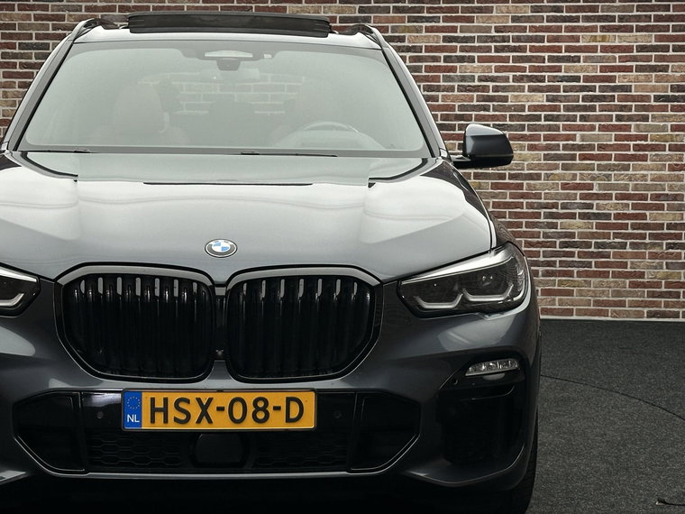 Vehicle Image 38