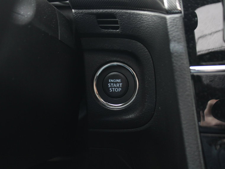 Vehicle Image 28