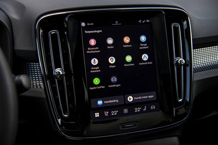 Vehicle Image 13