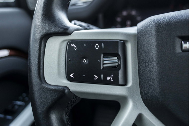 Vehicle Image 40