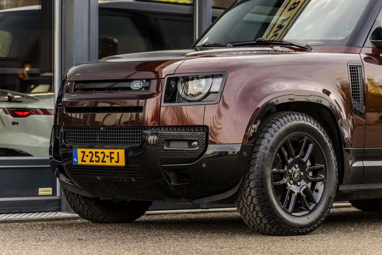 Vehicle Image 11