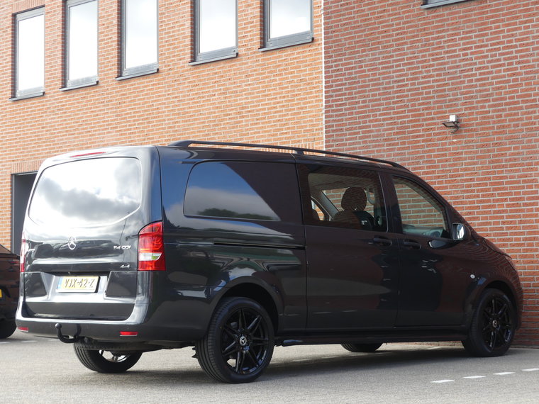 Vehicle Image 27